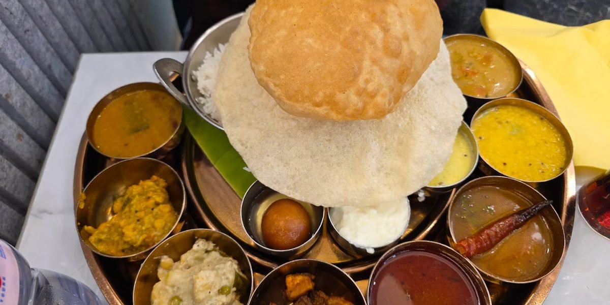 Saravanaa Bhavan, institution sud-indienne rue du Faubourg Saint-Denis