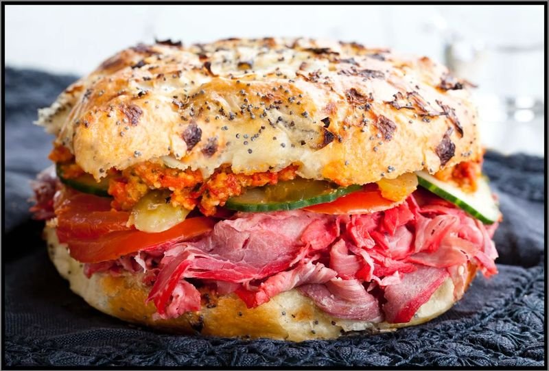 Sandwich pastrami - Florence Kahn, Marais